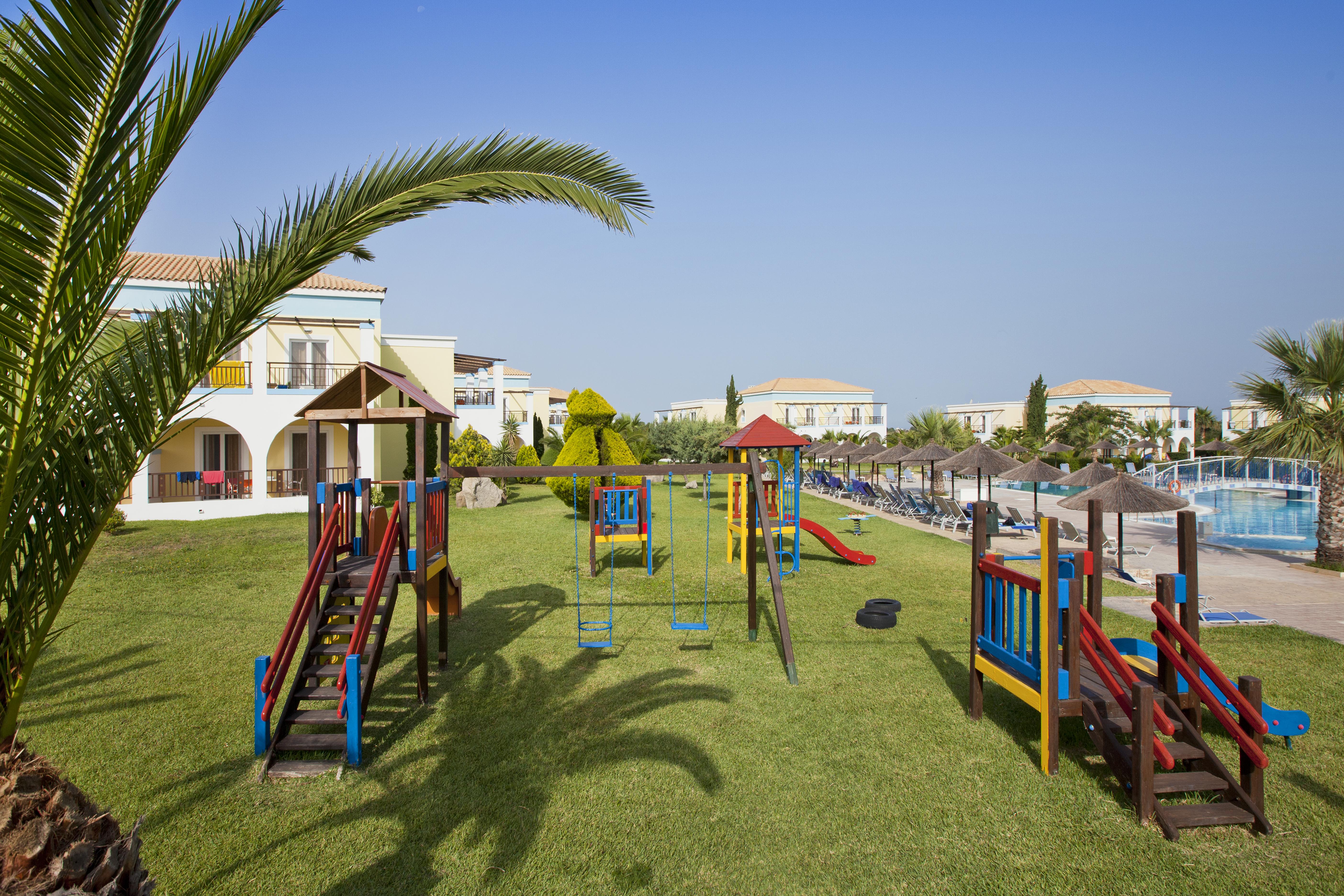 Corali Hotel Tigkaki  Exterior photo